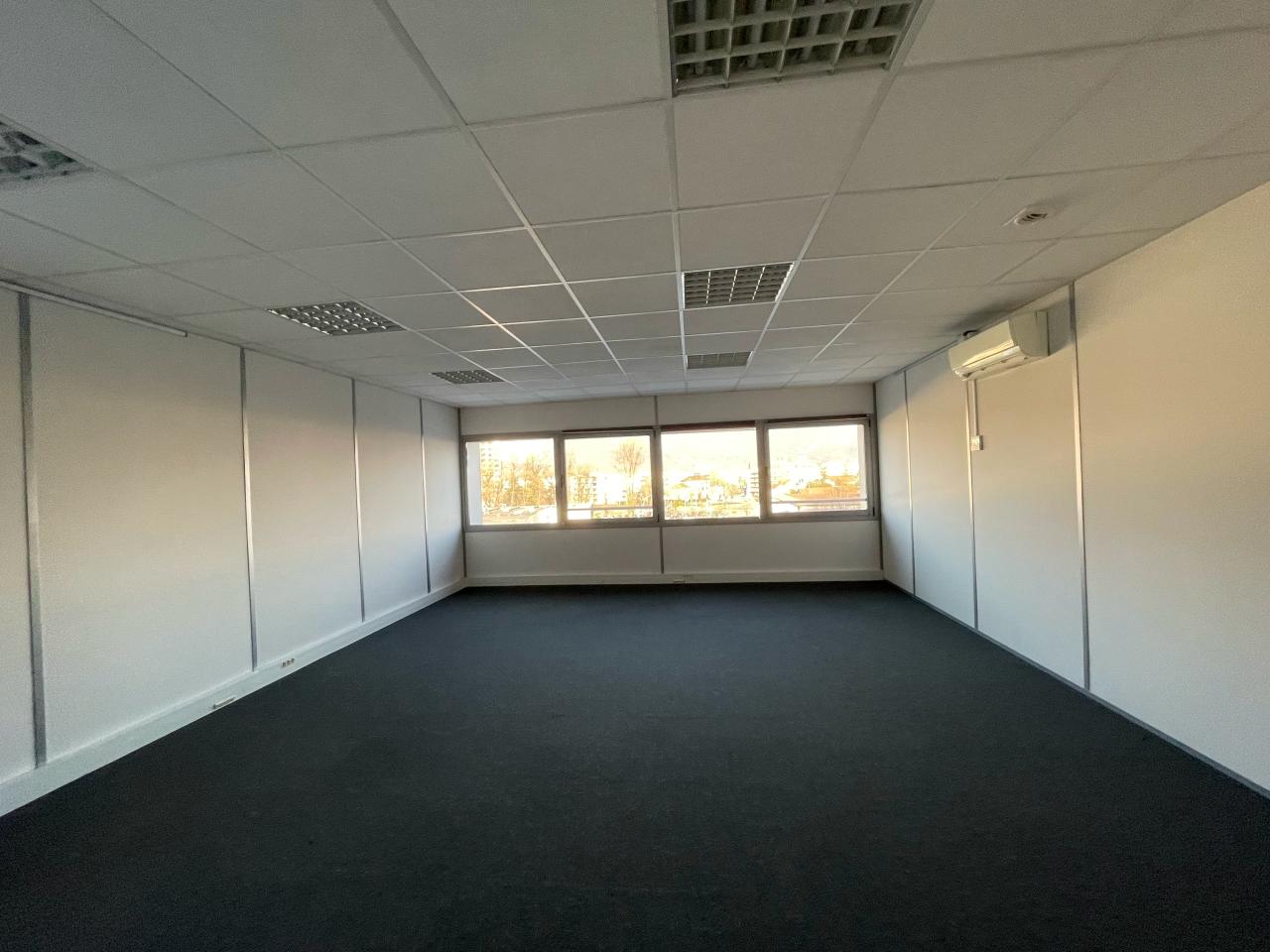 Location bureau Fontaine Isère OLBUR2428584 7