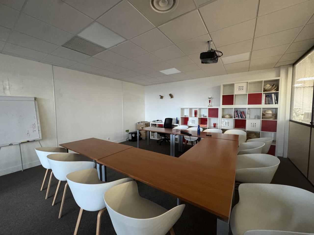 Location bureau Aix-en-Provence Bouches-du-Rhône OLBUR2309247 23