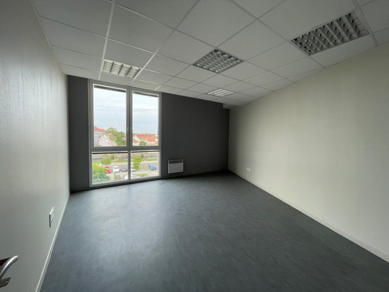 Vente bureau Calais Pas-de-Calais OVBUR2537338 17