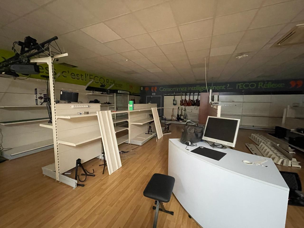 Location commerce Saint-Mitre-les-Remparts Bouches-du-Rhône OLCOM2425408 4