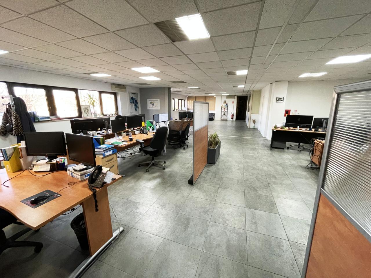 Location local d'activité Genas Rhône OLACT2529117 17