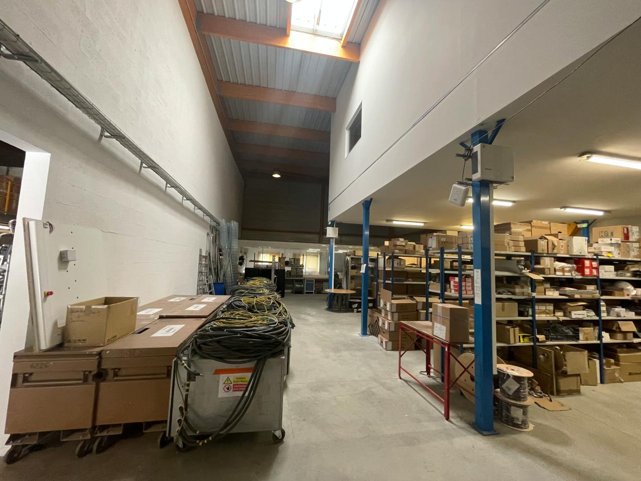 Location local d'activité Élancourt Yvelines OLACT2640679 9