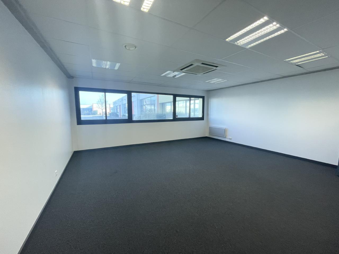 Vente bureau Eckbolsheim Bas-Rhin OVBUR2423435 7