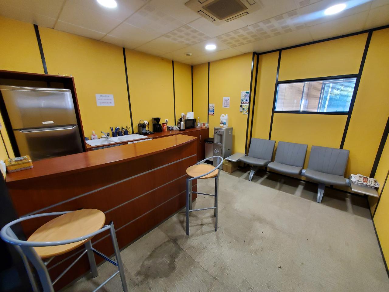 Vente local d'activité Descartes Indre-et-Loire OVACT2118200 8