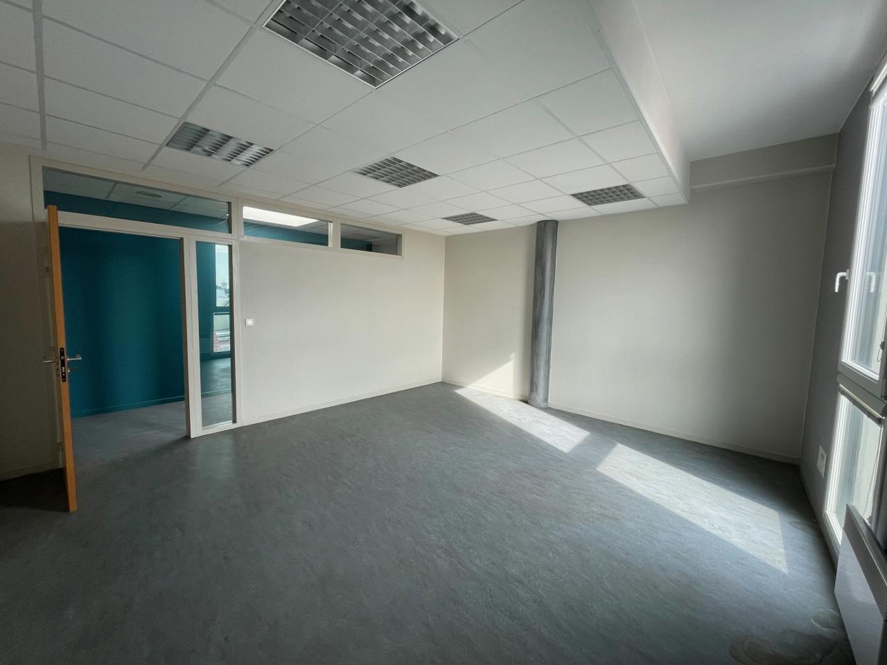 Vente bureau Calais Pas-de-Calais OVBUR2537338 6