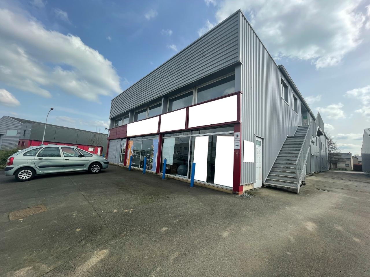 Location bureau Pacé Ille-et-Vilaine OLBUR2202223 1