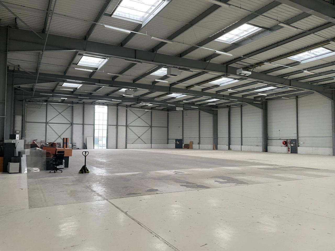 Location local d'activité Le Mesnil-Amelot Seine-et-Marne OLACT2316301 1