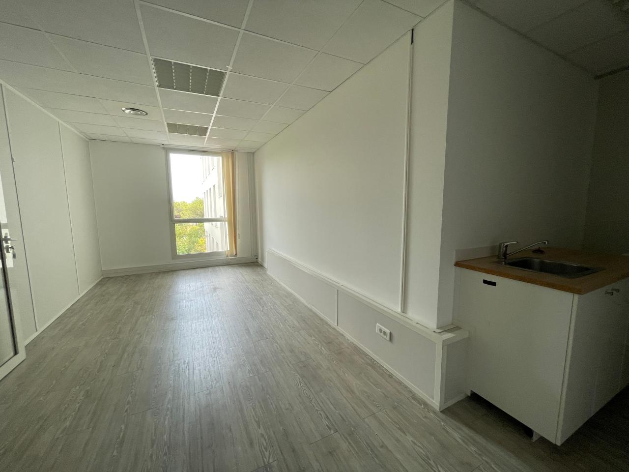 Location bureau Aix-en-Provence Bouches-du-Rhône OLBUR2530639 8