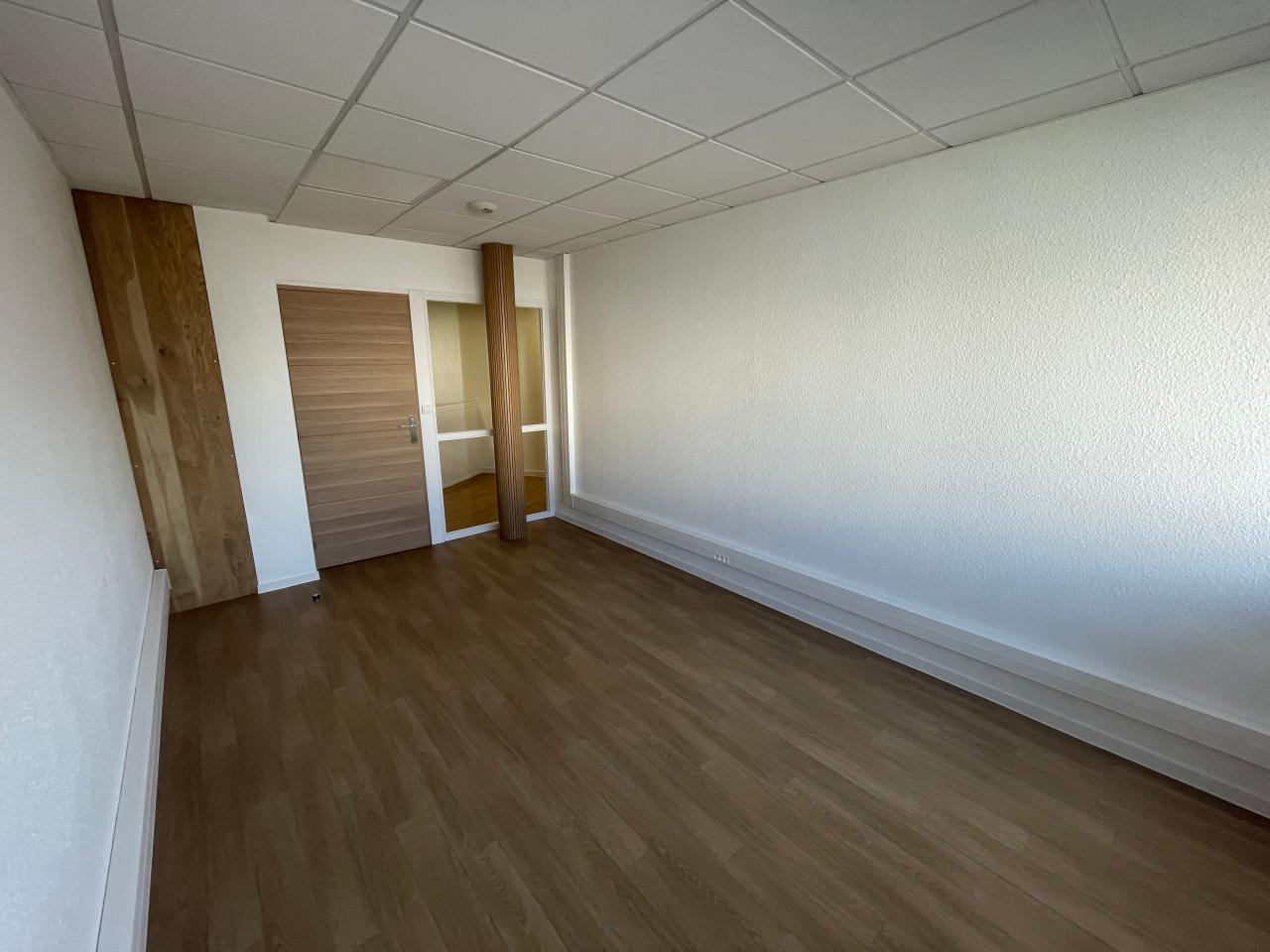 Location bureau Pacé Ille-et-Vilaine OLBUR2202491 8