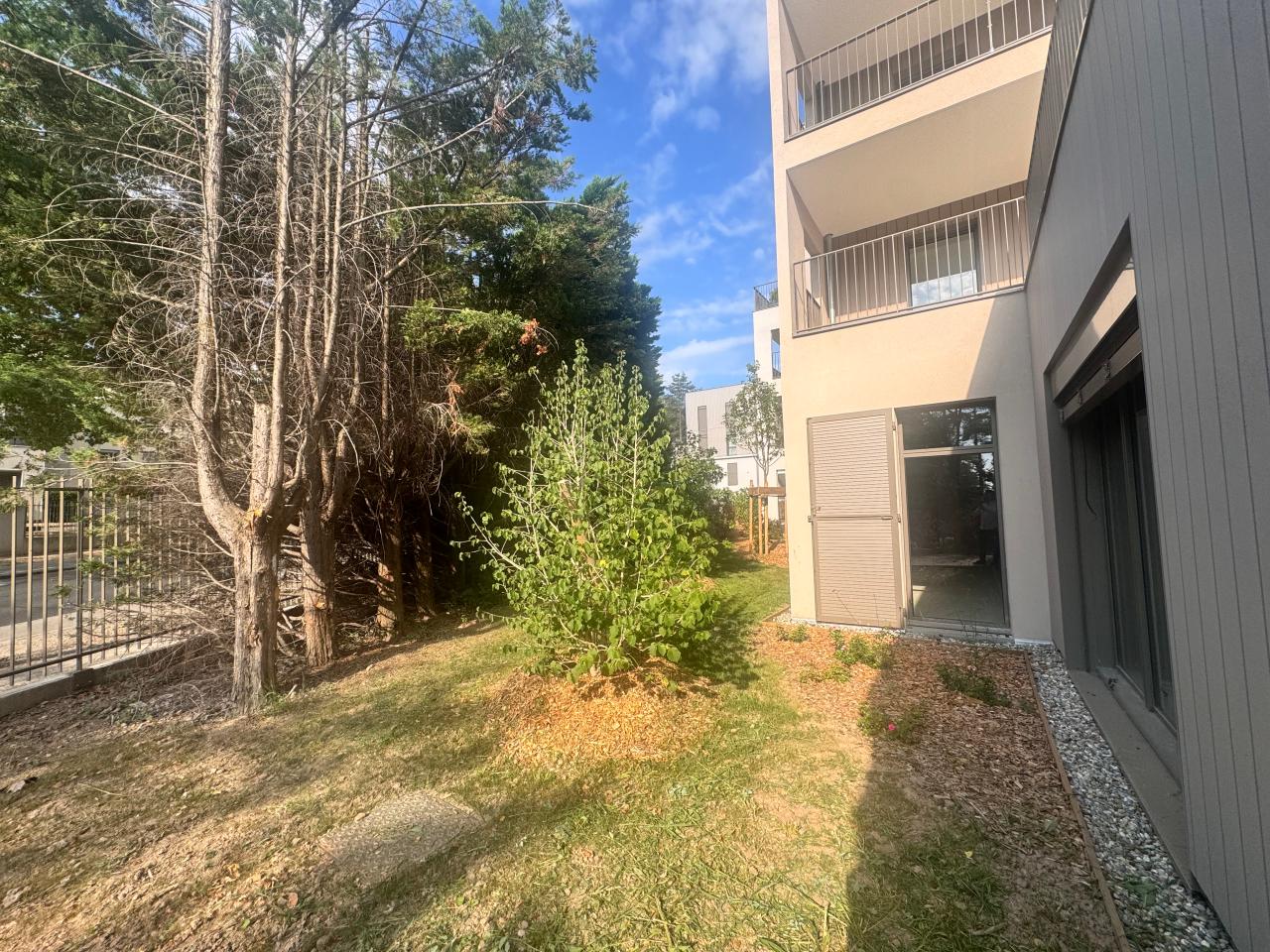 Vente bureau Saint-Genis-Laval Rhône OVBUR2313327 1