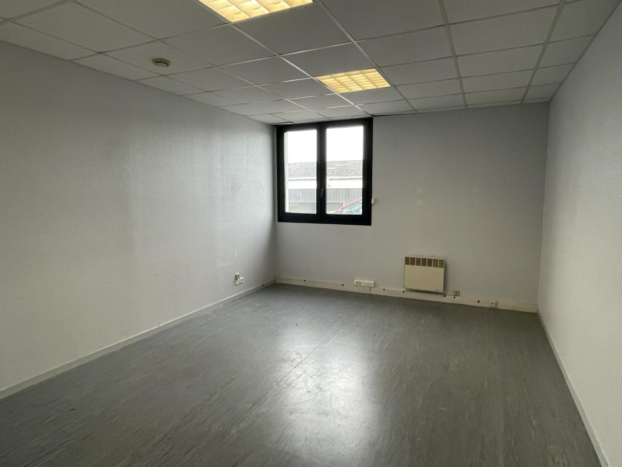 Location bureau Cesson-Sévigné Ille-et-Vilaine OLBUR2204121 14