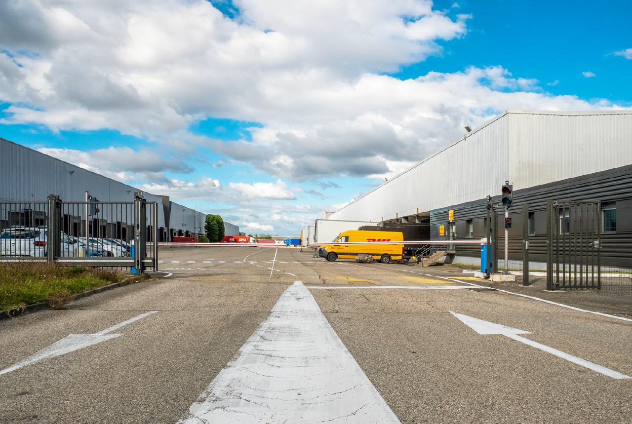 Location entrepôt classe a Saint-Quentin-Fallavier Isère OLLOG2311515 8