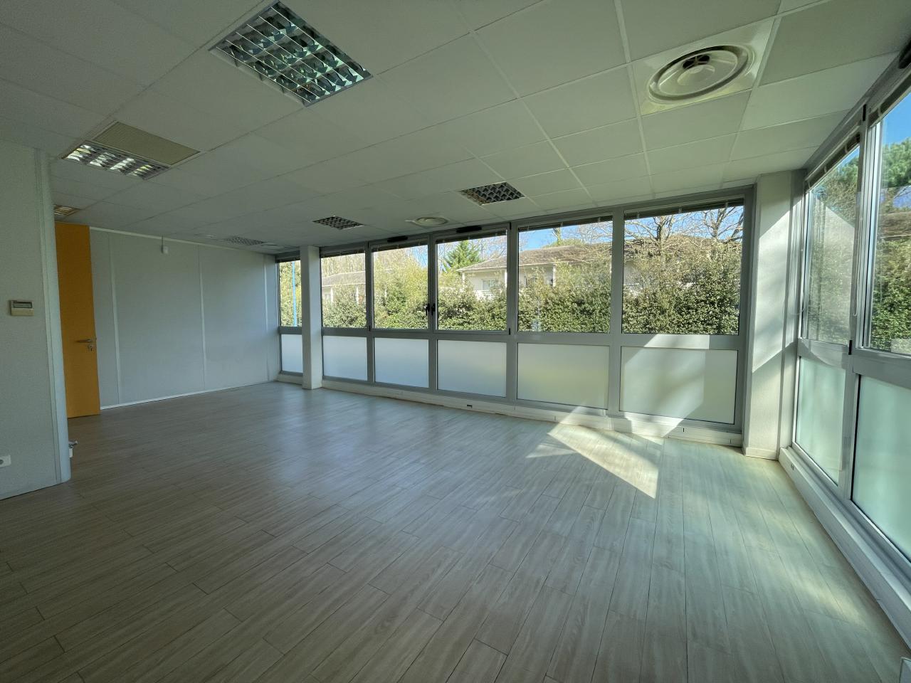 Location bureau La-Chapelle-sur-Erdre Loire-Atlantique OLBUR2315694 6