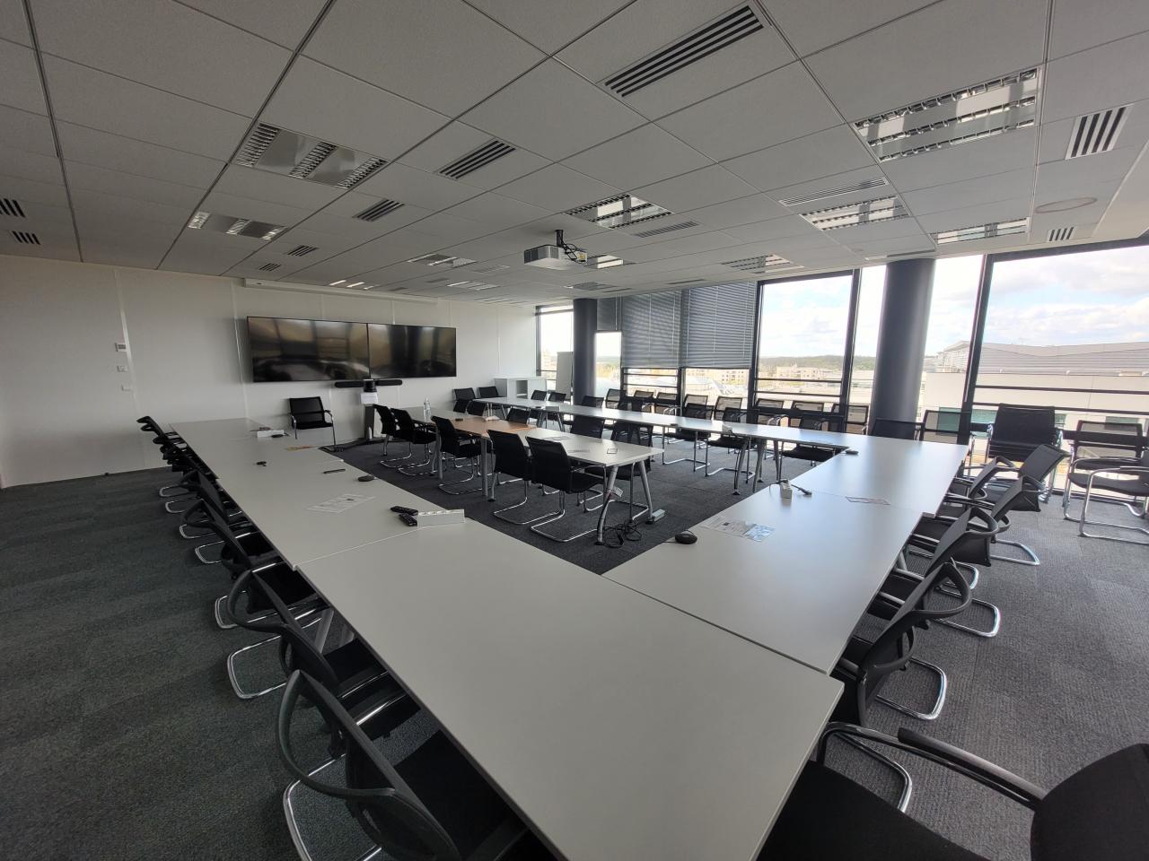 Location bureau Montigny-le-Bretonneux Yvelines OLBUR2426705 2