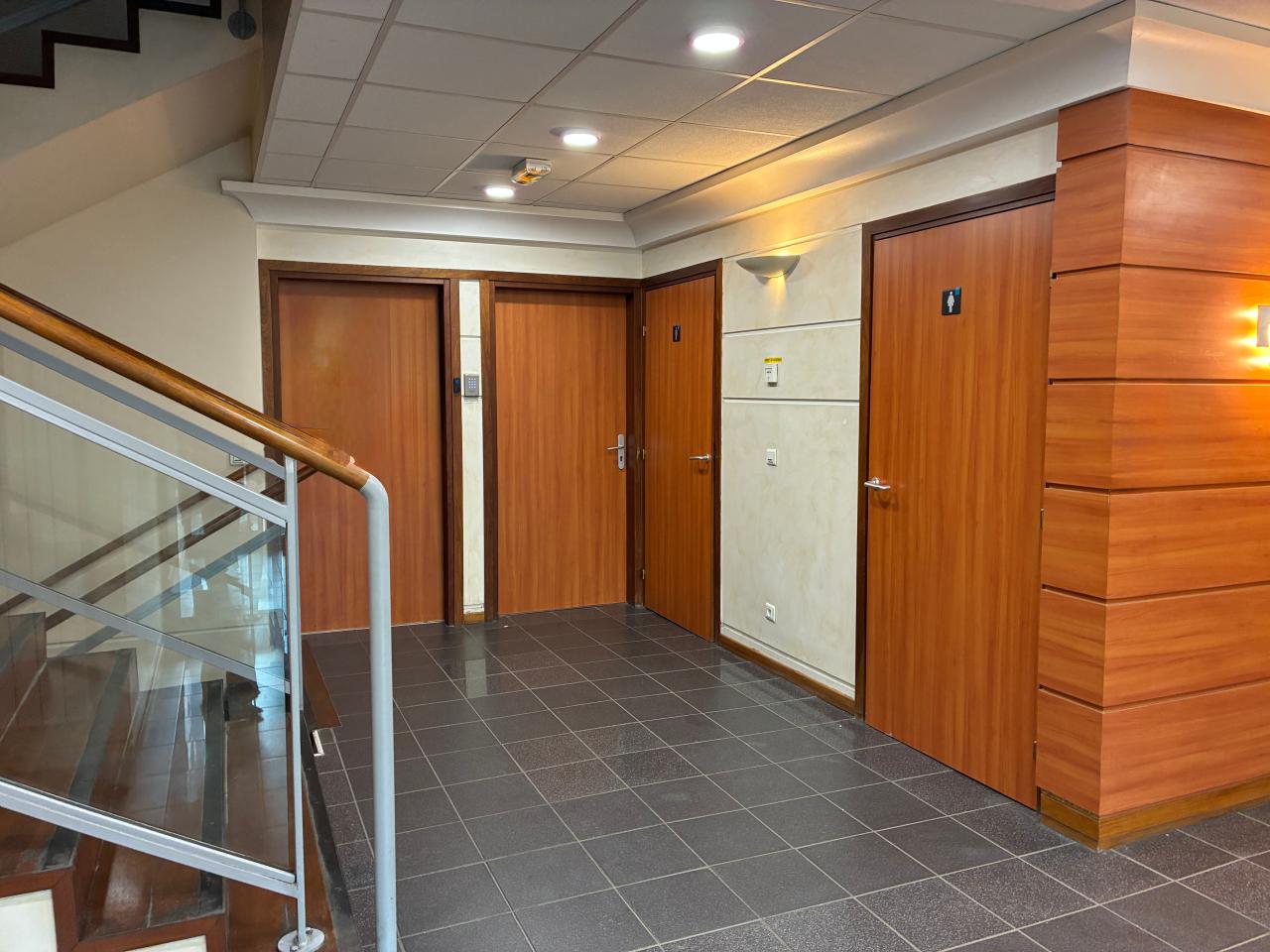 Location bureau Aix-en-Provence Bouches-du-Rhône OLBUR2537075 5