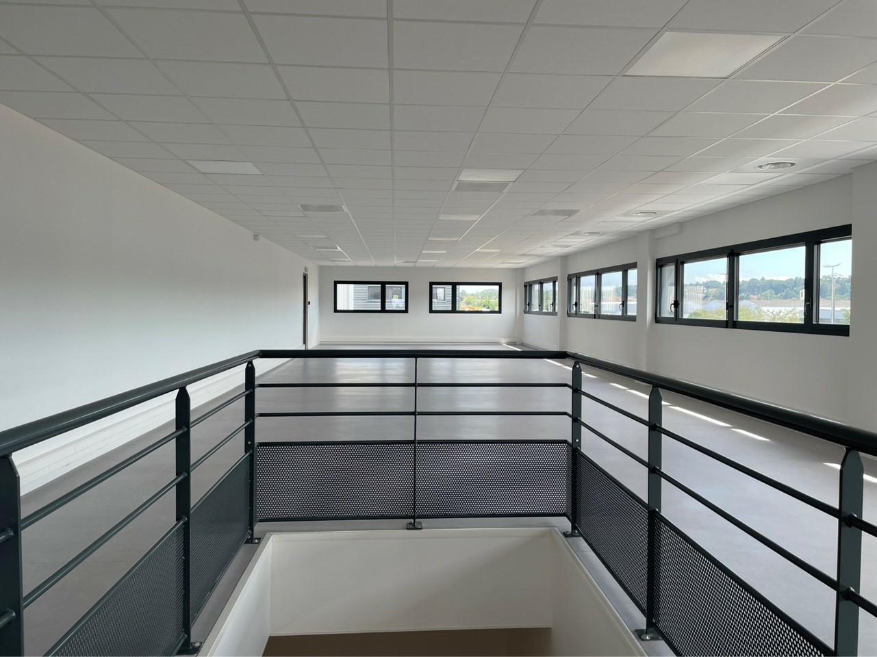 Location local d'activité Heyrieux Isère OLACT2309756 17