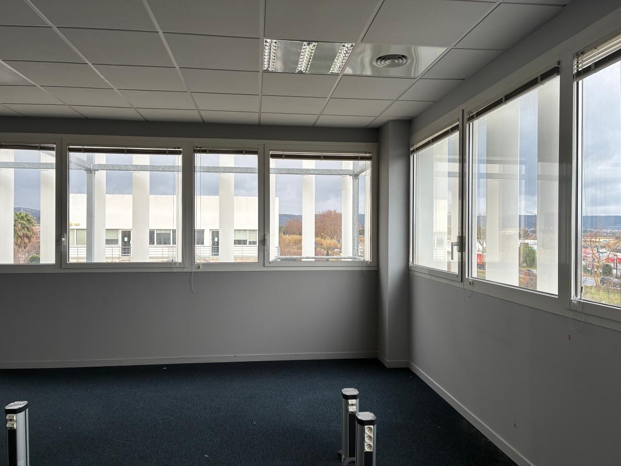 Location bureau Marignane Bouches-du-Rhône OLBUR2117538 18