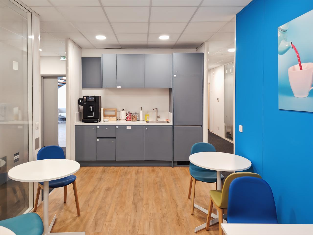 Location coworking Aix-en-Provence Bouches-du-Rhône OLBUR2115075 6