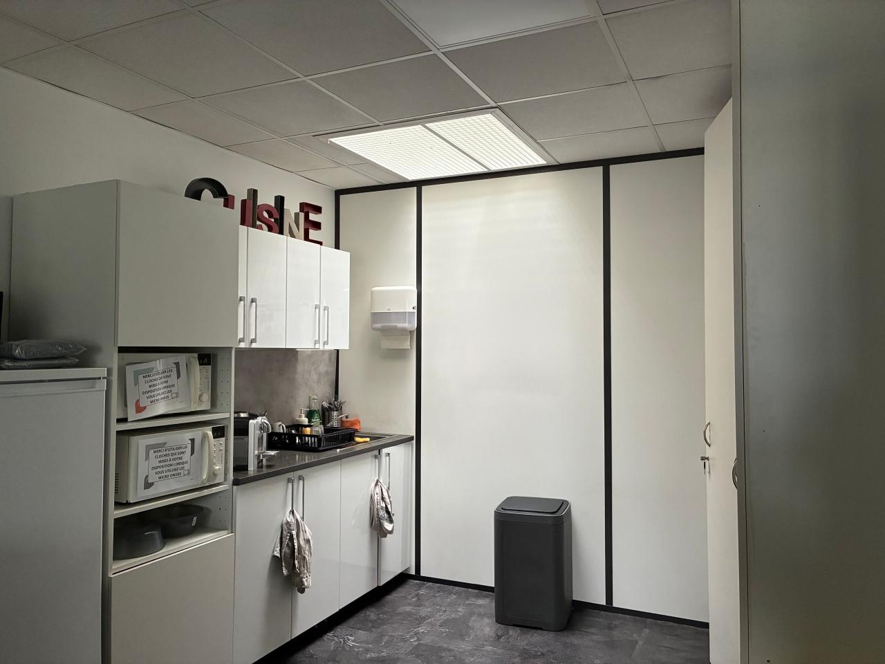 Location bureau Aix-en-Provence Bouches-du-Rhône OLBUR2318652 18