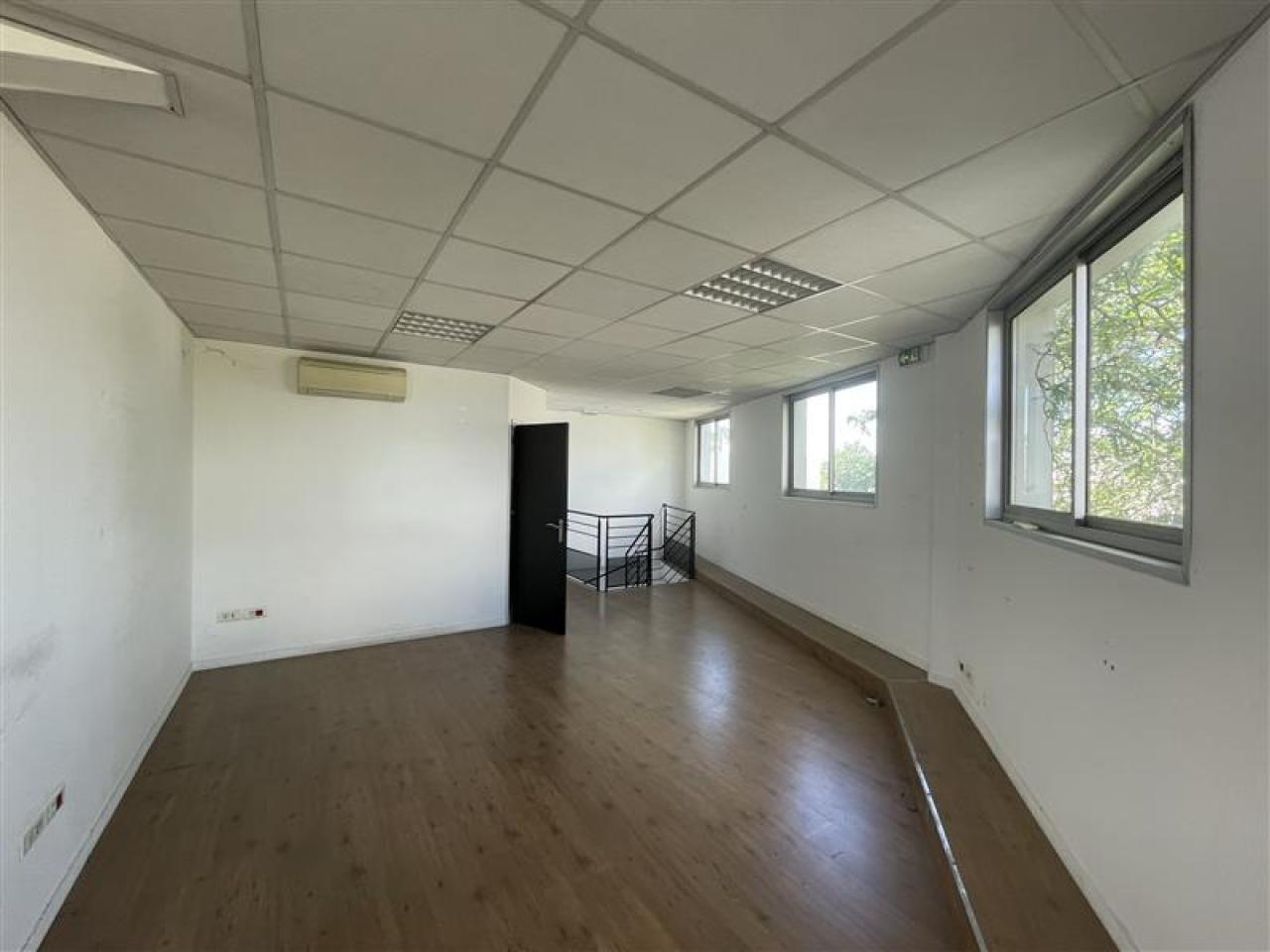 Location bureau Mauguio Hérault OLBUR2424273 6