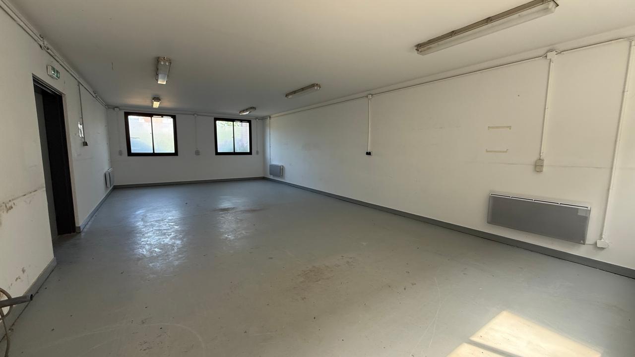 Location local d'activité Voisins-le-Bretonneux Yvelines OLACT2100072 3