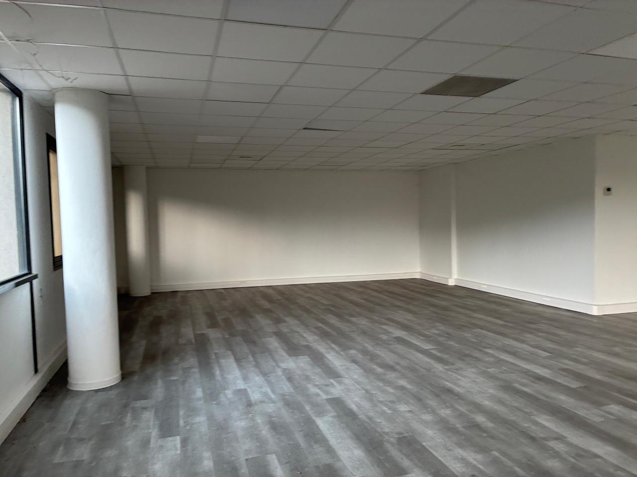 Location bureau Aix-en-Provence Bouches-du-Rhône OLBUR2114976 26