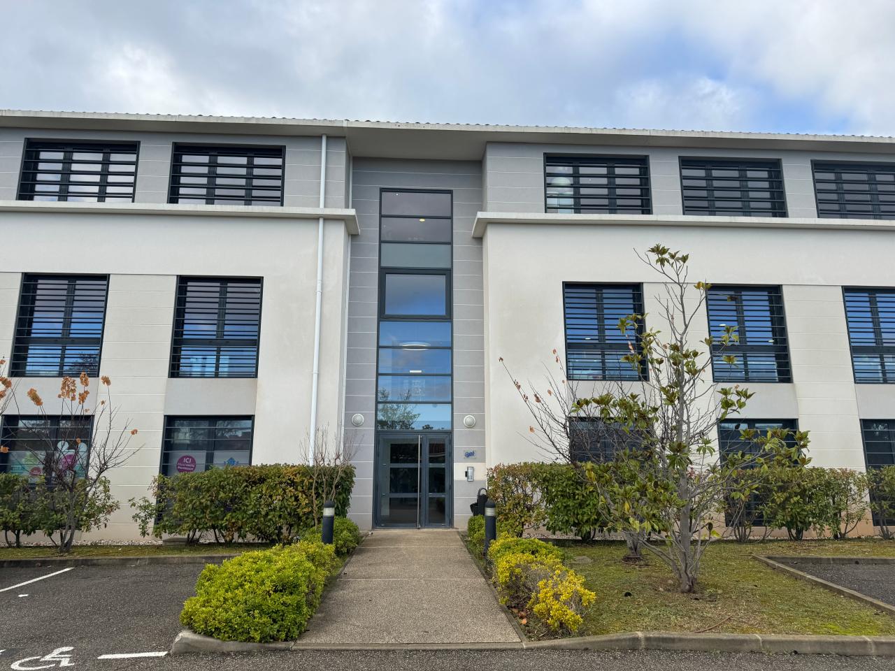 Location bureau Aix-en-Provence Bouches-du-Rhône OLBUR2531599 24