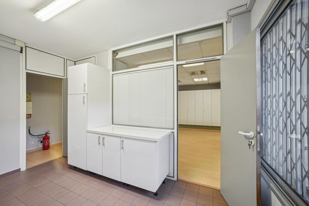 Vente bureau Saint-Laurent-du-Var Alpes-Maritimes OVBUR2530202 6