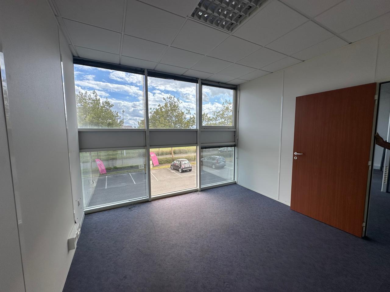 Location bureau Saint-Cyr-sur-Loire Indre-et-Loire OLBUR2642998 4