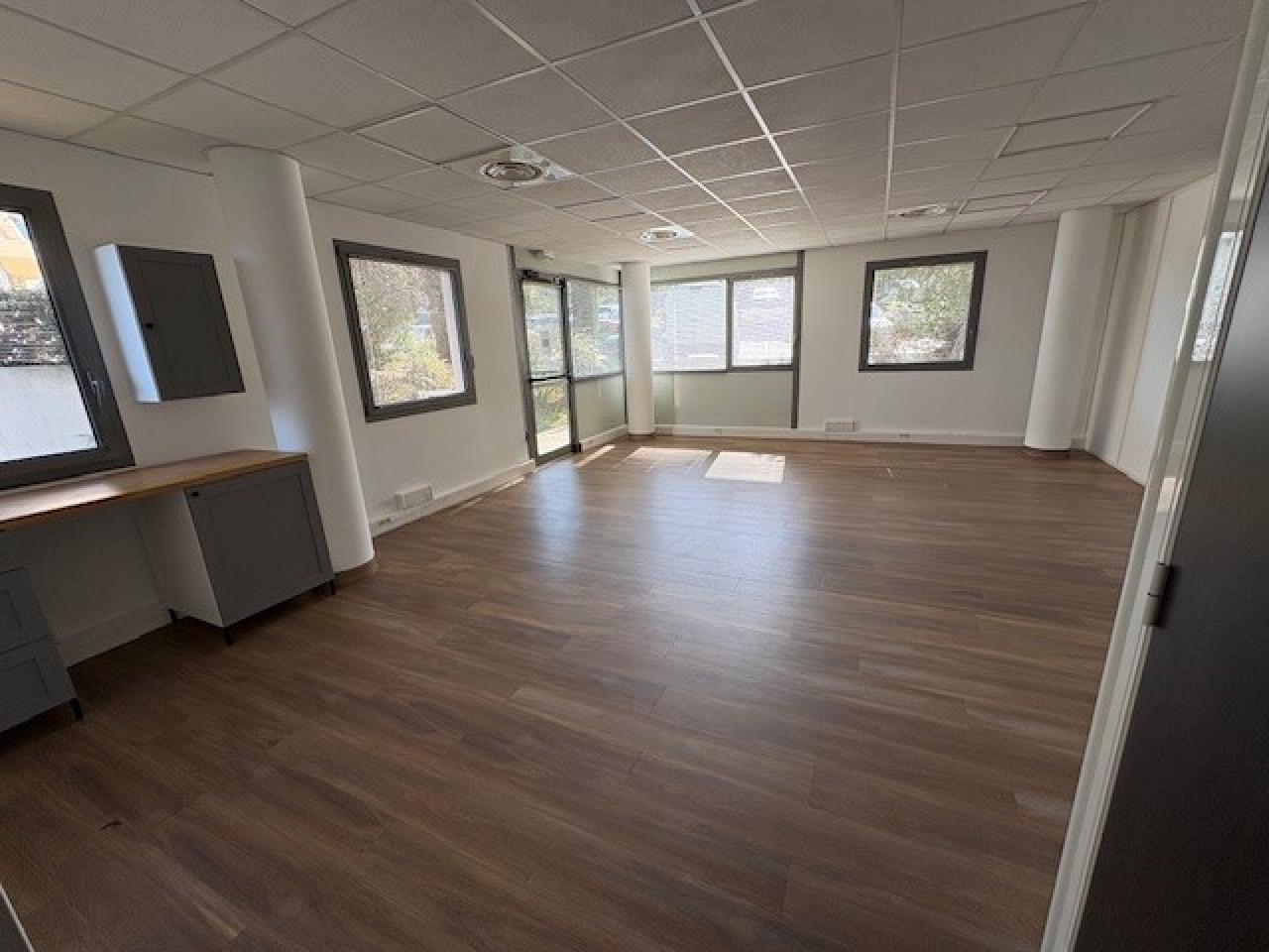 Location bureau Aix-en-Provence Bouches-du-Rhône OLBUR2537075 3