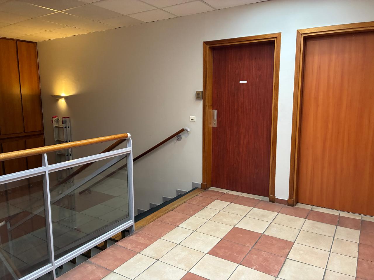 Location bureau Aix-en-Provence Bouches-du-Rhône OLBUR2114976 1