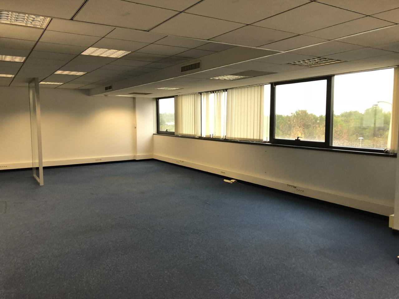 Location bureau Sophia Antipolis Alpes-Maritimes AOLBUR2114855_1 1