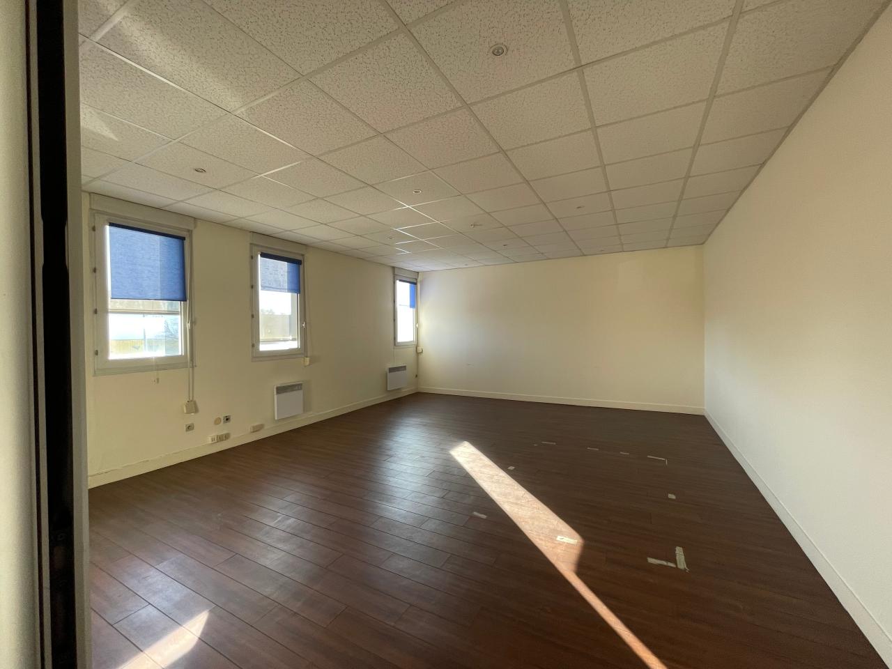 Location bureau Ormes Loiret OLBUR2112229 13