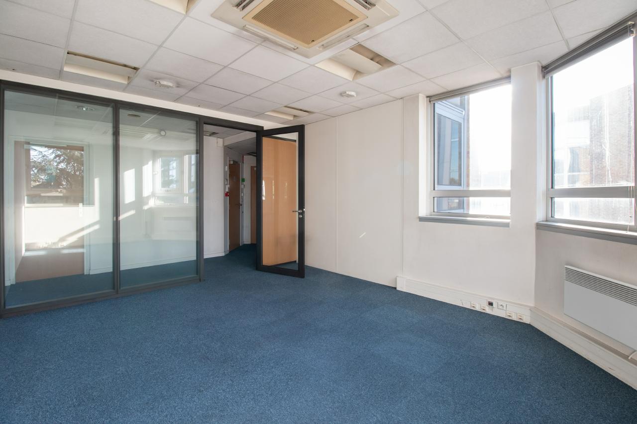 Location bureau Saint-Denis Seine-Saint-Denis OLBUR2107107 3