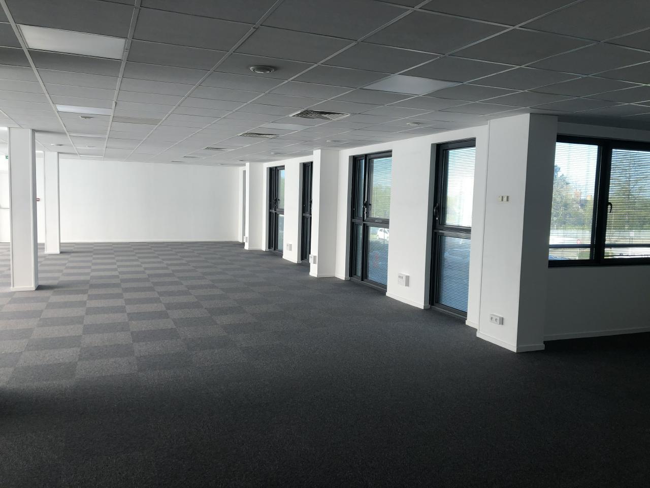 Location bureau Tours Indre-et-Loire OLBUR2423590 11