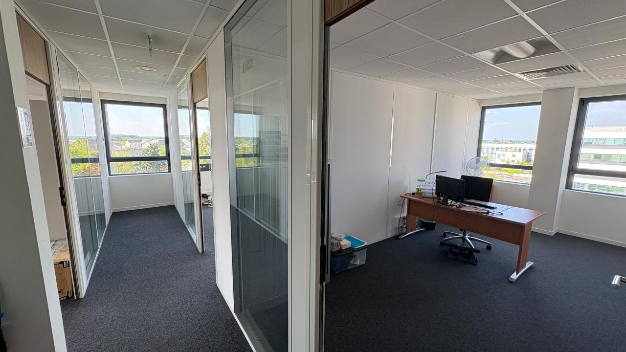Location bureau Tours Indre-et-Loire OLBUR2311847 9