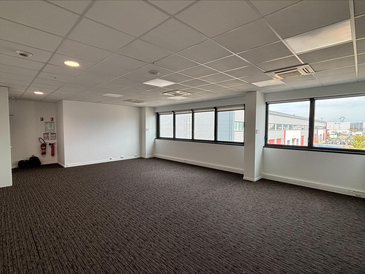 Location bureau Meyzieu Rhône OLBUR2314965 1