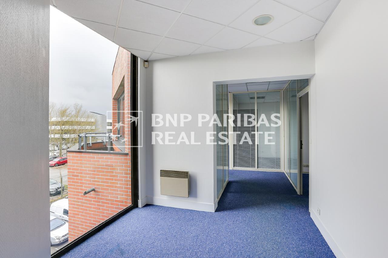 Location bureau Montigny-le-Bretonneux Yvelines OLBUR2203977 4