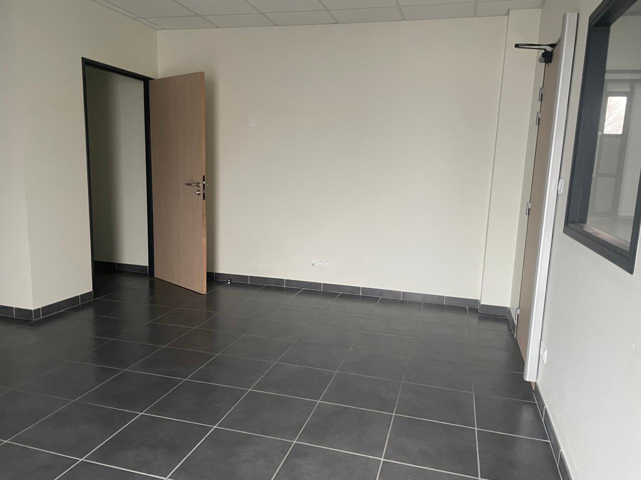 Location local d'activité Meyzieu Rhône OLACT2529228 9