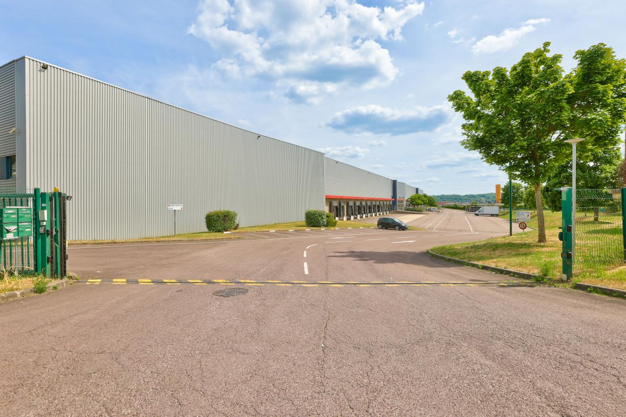 Location entrepôt classe a Gargenville Yvelines OLLOG2423414 21