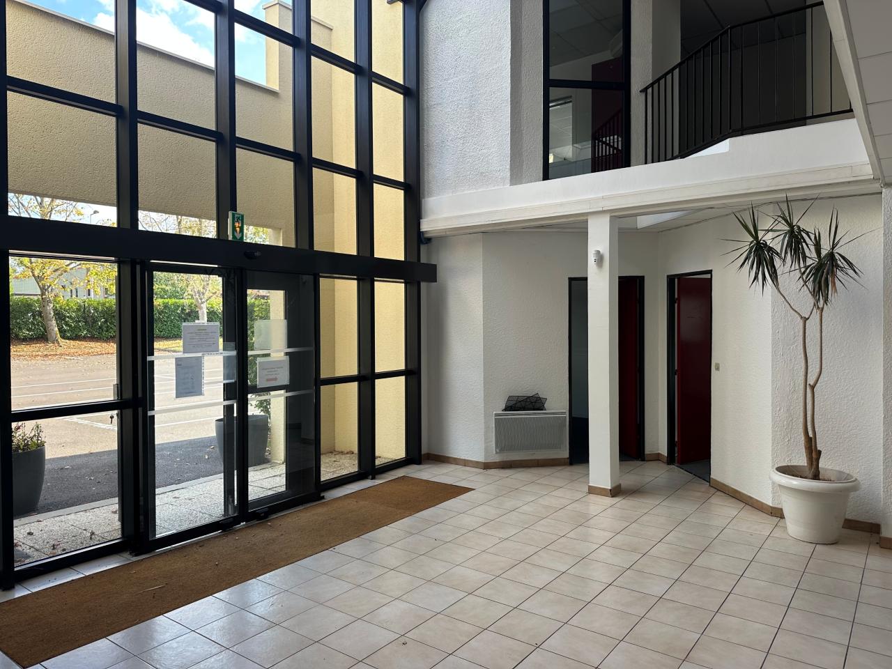 Location local d'activité Lisses Essonne OLACT2316102 9