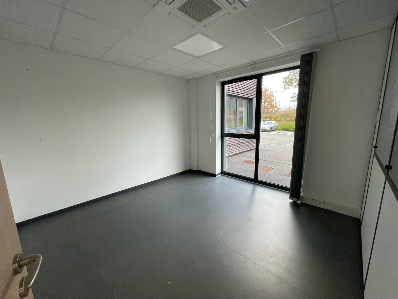 Location local d'activité Saint-Jacques-de-la-Lande Ille-et-Vilaine OLACT2313867 9