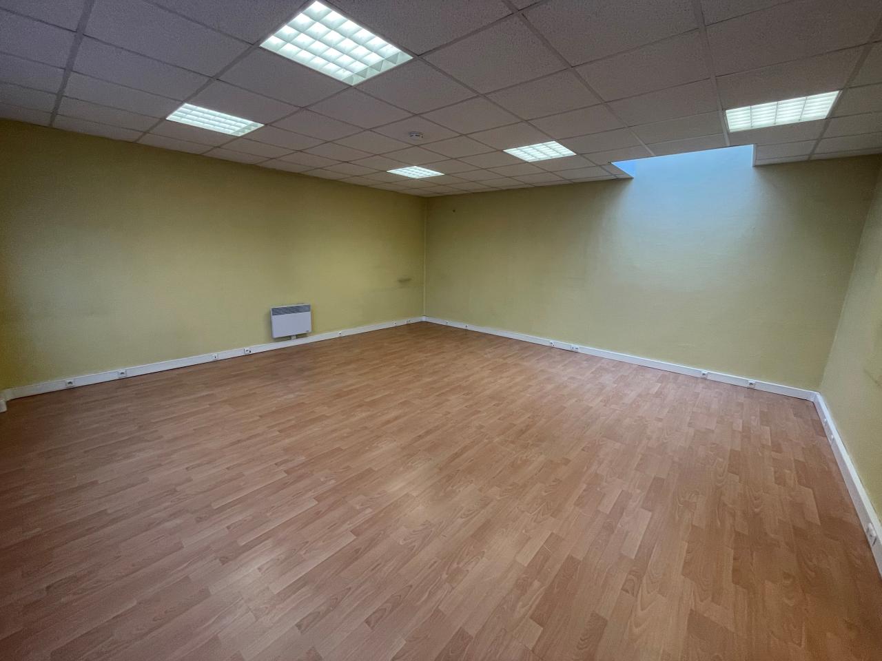 Vente local d'activité Montigny-le-Bretonneux Yvelines OVACT2537623 7