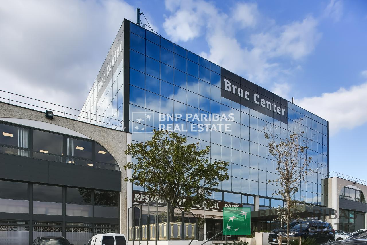 Location bureau Carros Alpes-Maritimes AOLBUR2114585_2 4