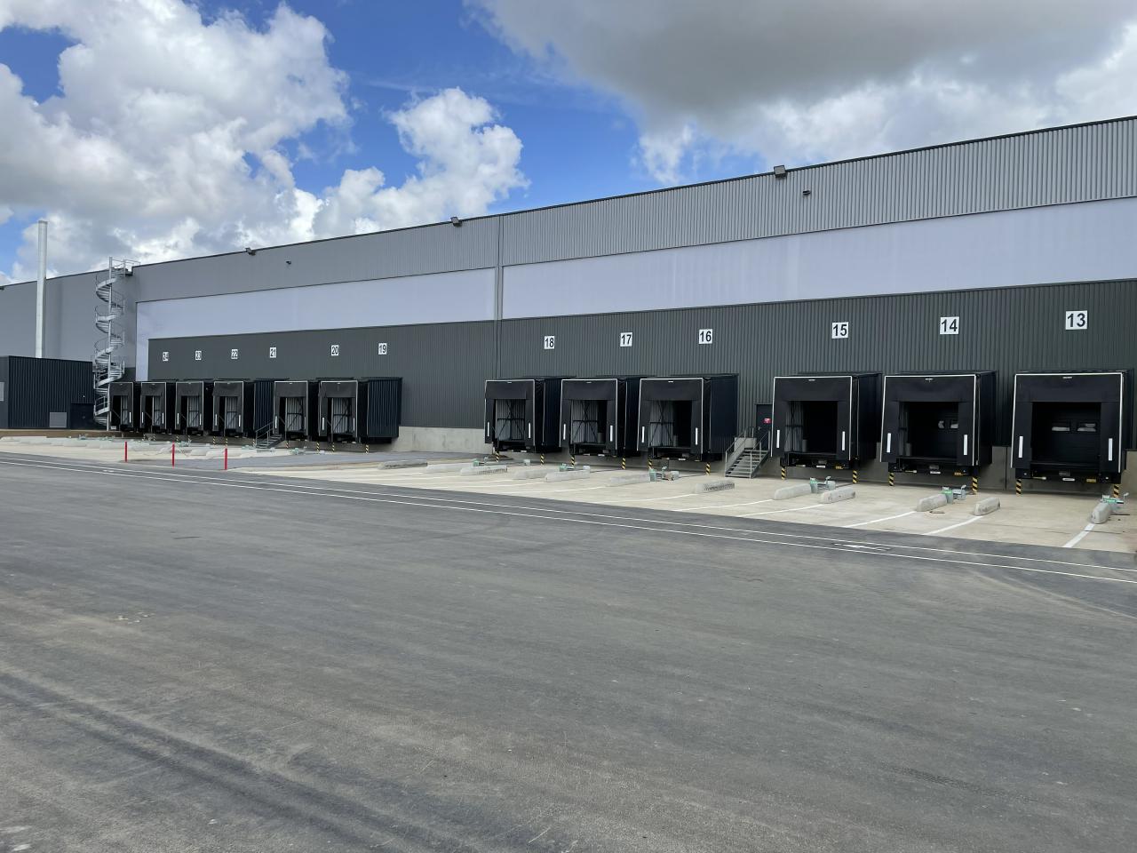 Location entrepôt classe a Épinoy Pas-de-Calais OLLOG2113975 5