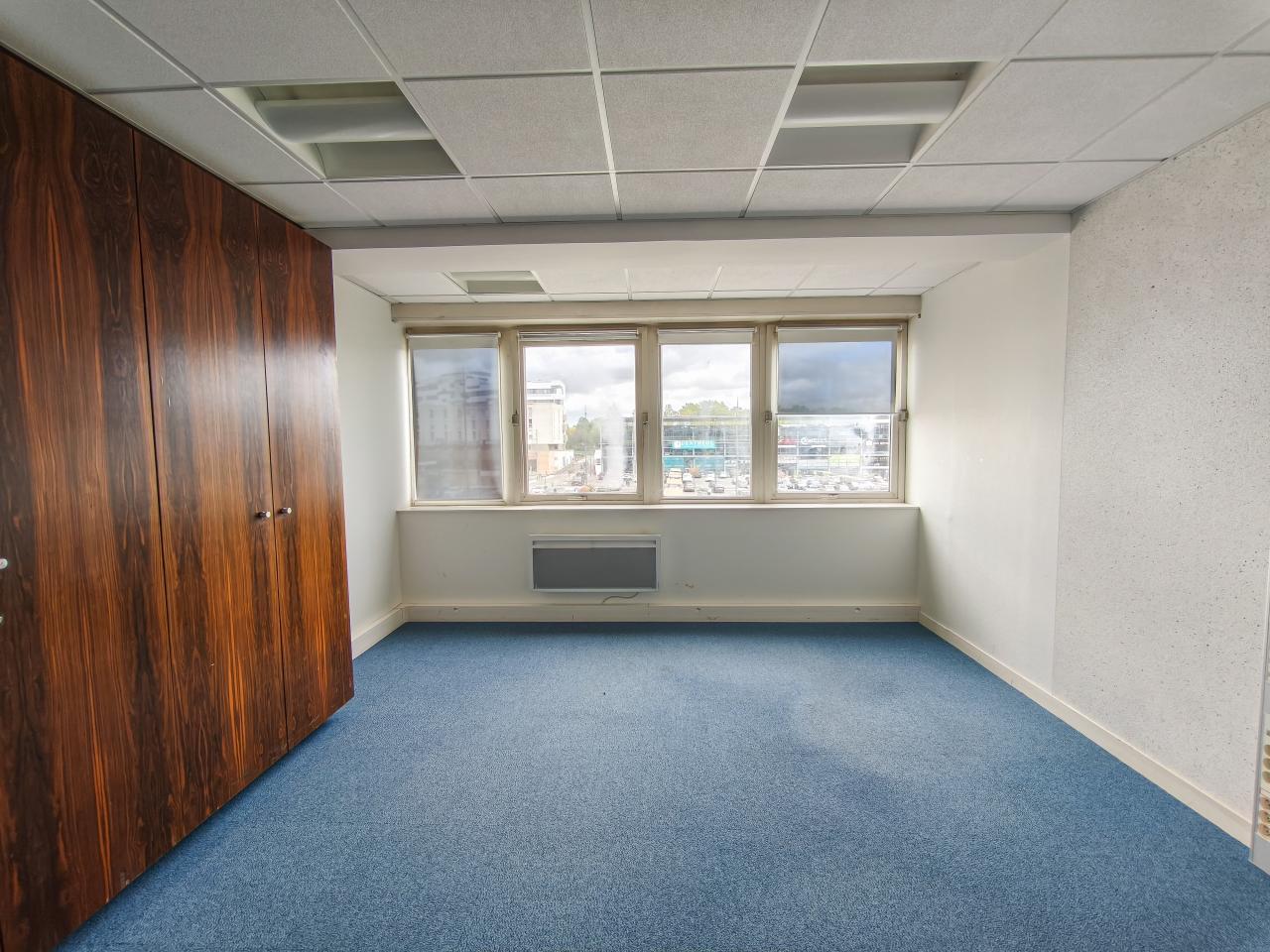 Vente bureau Rennes Ille-et-Vilaine OVBUR2533885 4