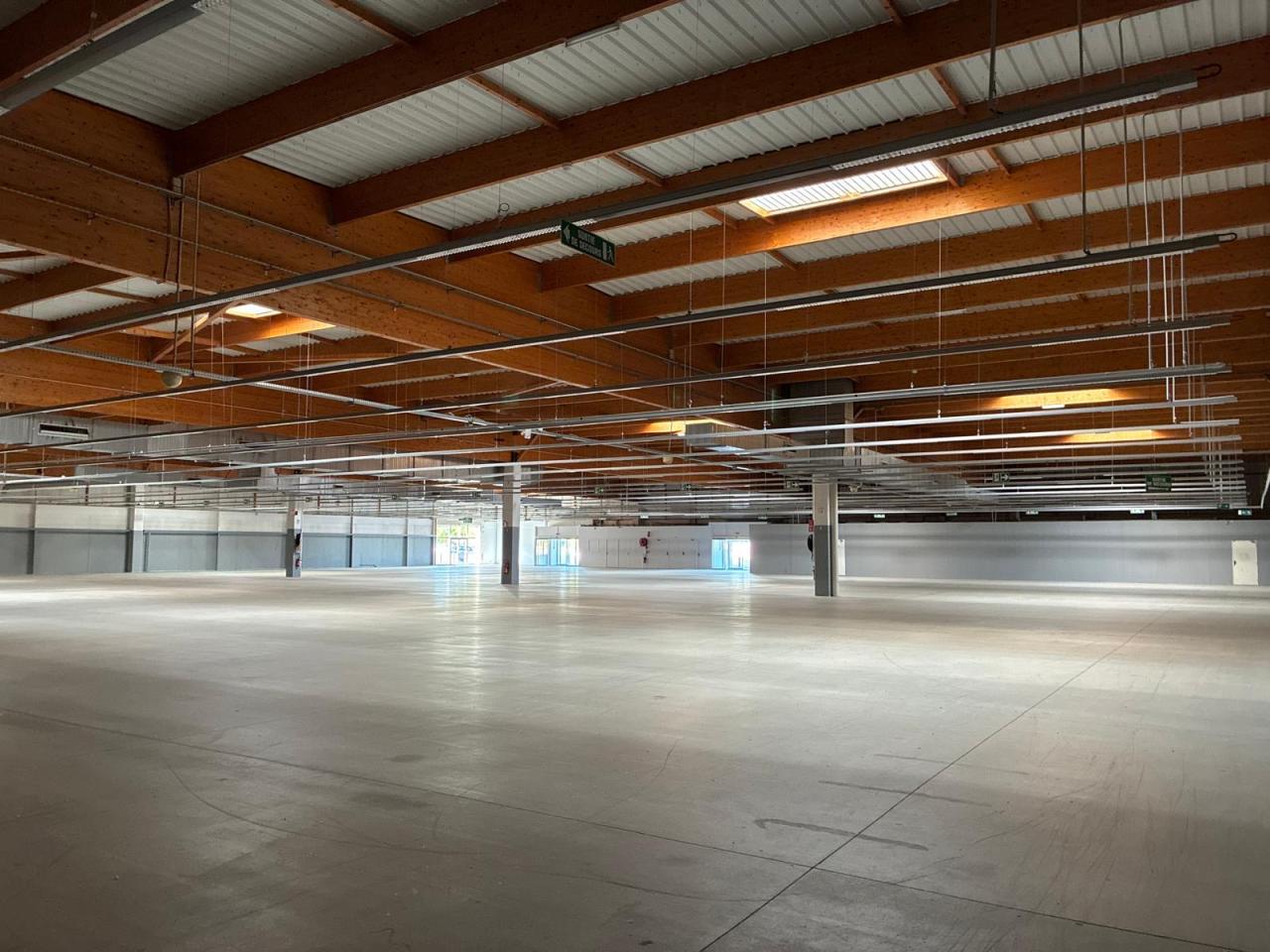 Location commerce Reims Marne OLCOM2644517 9