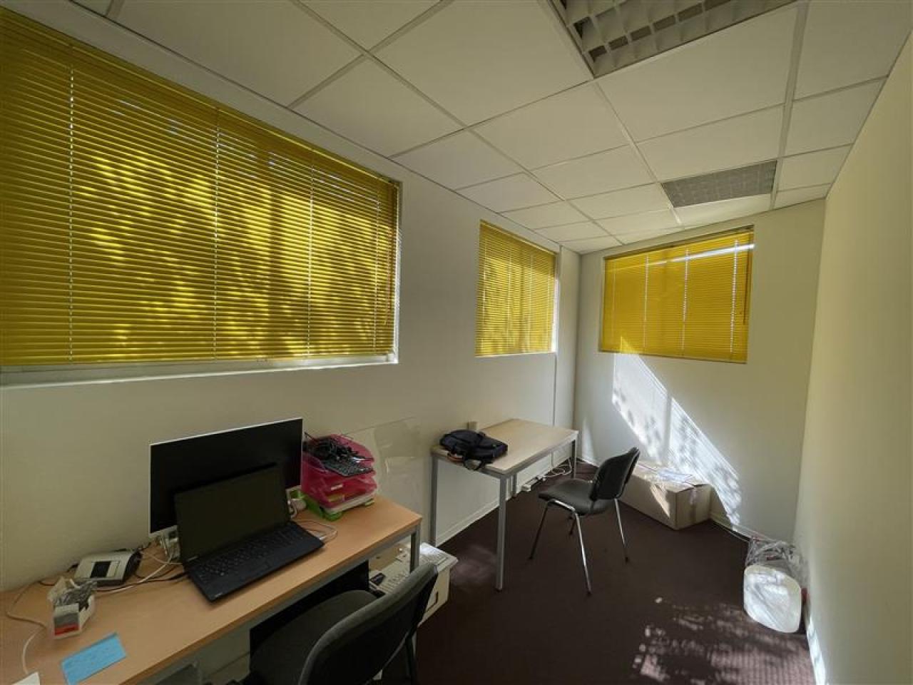 Location bureau Mauguio Hérault OLBUR2424273 36