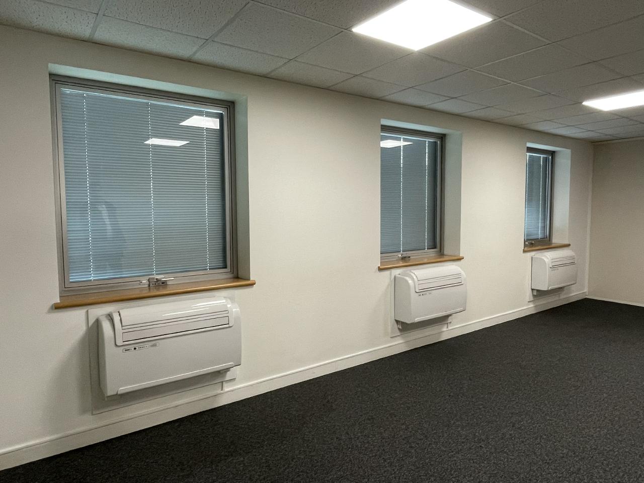 Location bureau La Plaine Saint-Denis Seine-Saint-Denis OLBUR2312422 3