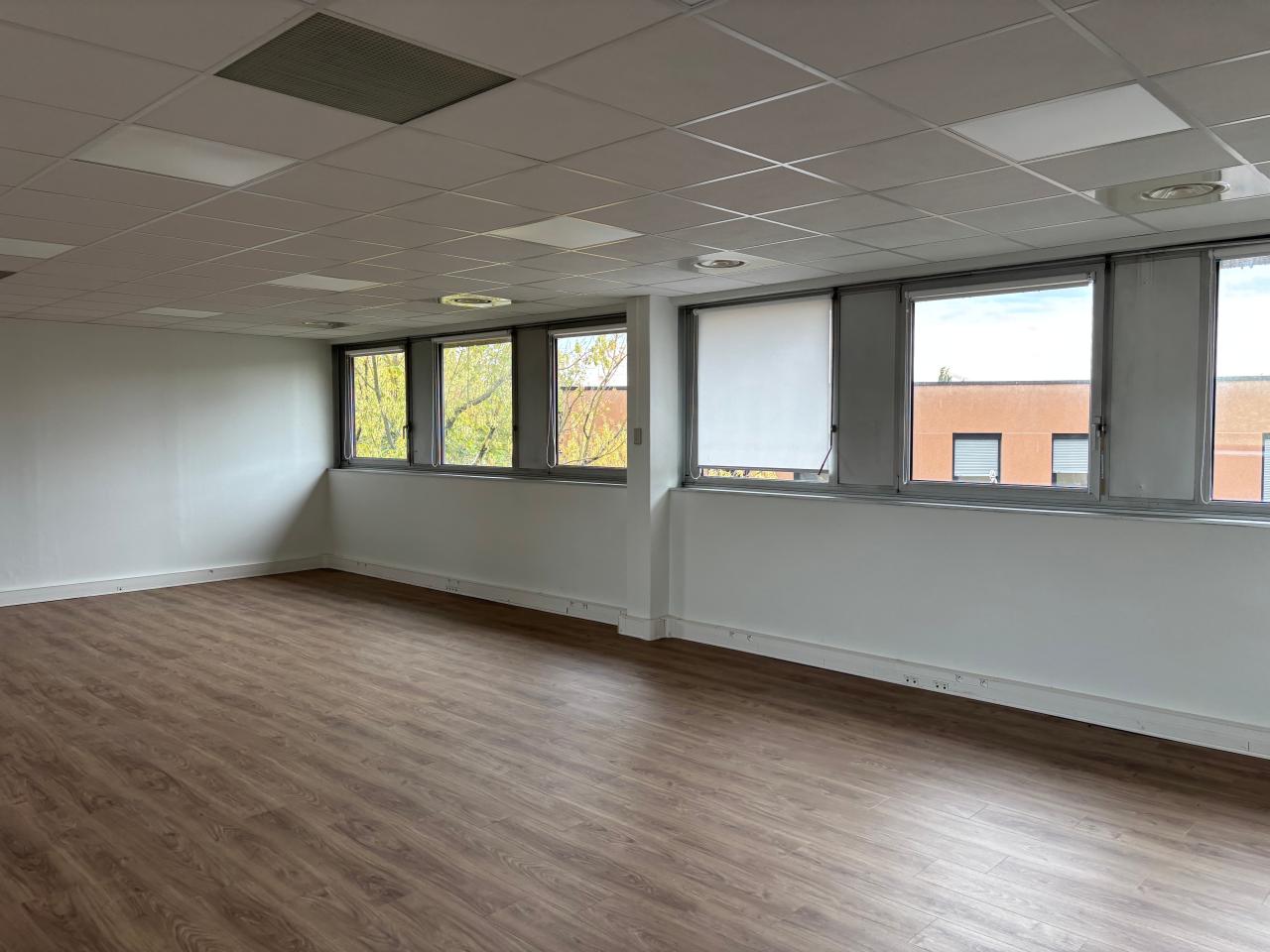 Location bureau Bron Rhône OLBUR2109019 4